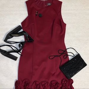 Donna Ricco Sleeveless Ruffled Hem Dress